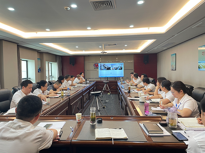 万洲电气召开干部大会.png